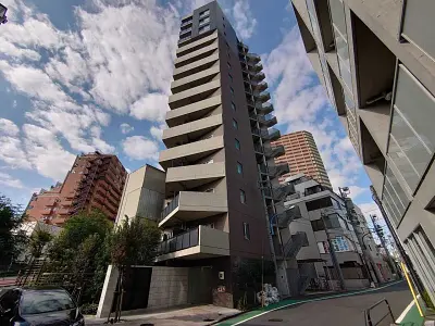 コンシェリア新宿御苑crossia