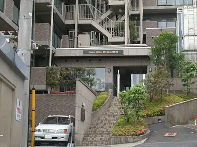 ライオンズヒルズ宮崎台