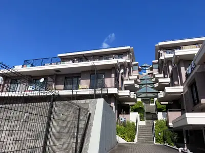 ライフヒルズ北山田