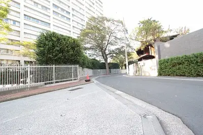 広尾ホームズ