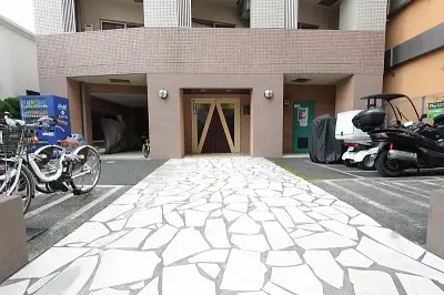 ラグジュアリーアパートメント中目黒