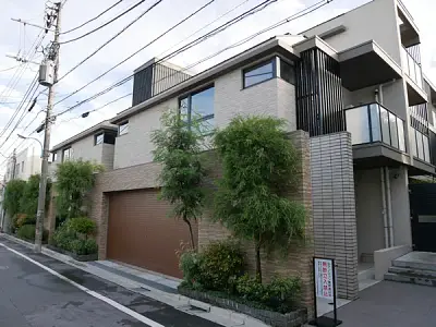 リリーゼ目白近衛町