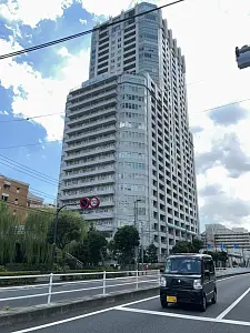 ラグナタワー